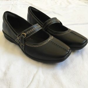 Clarks Mary Jane style flats